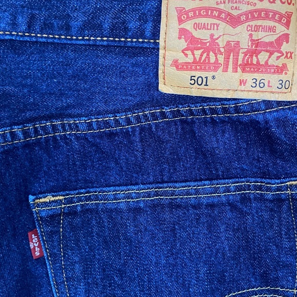 NWOT Levi’s 501 Original Jeans 36 x 30 - Picture 3 of 5